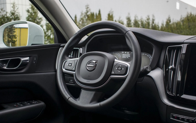 Volvo XC 60 cena 169750 przebieg: 30358, rok produkcji 2021 z Kałuszyn małe 407